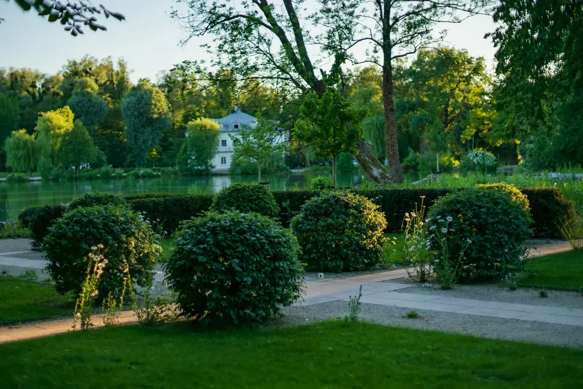 Sound Of Music Garten Salzburg Pavillon Schlossteich